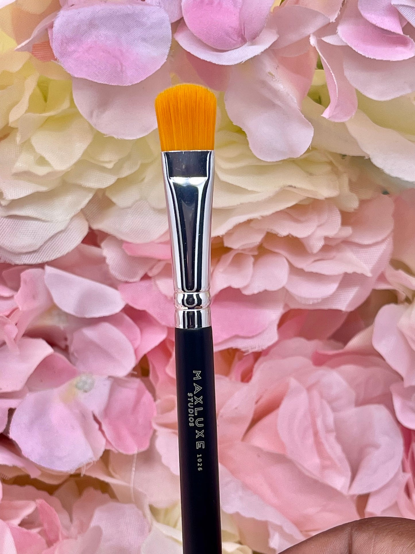 Max Carve '1026' Concealer Brush