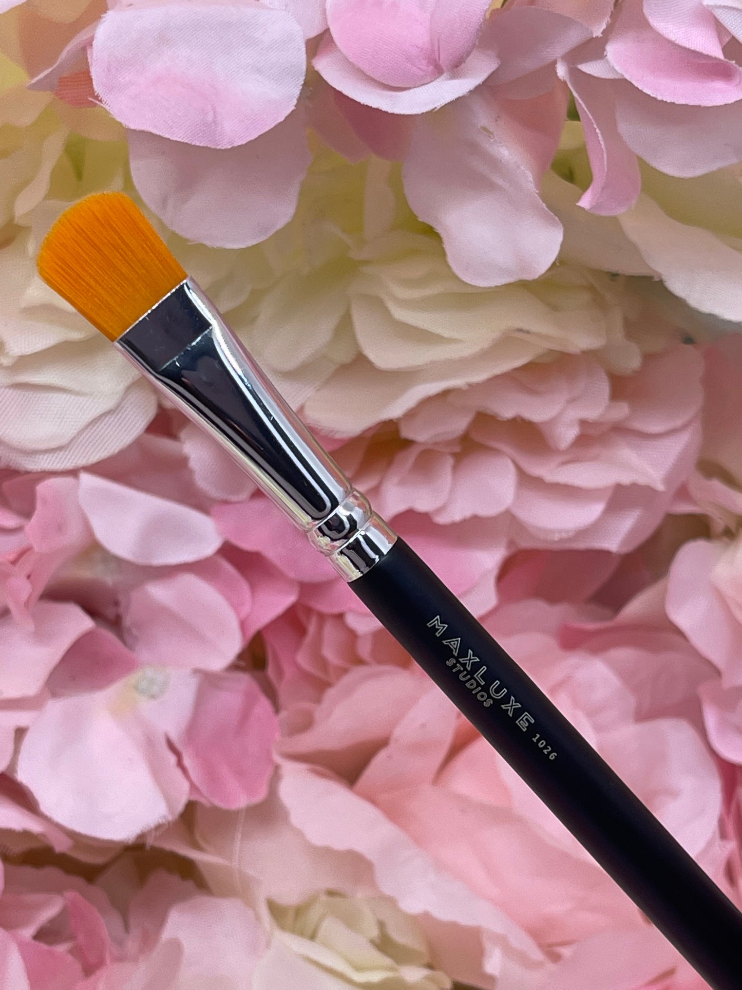 Max Carve '1026' Concealer Brush